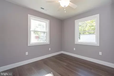 Bedroom - 8142 Burnt Mill Rd, Willards, MD 21874 photo 4 of 7