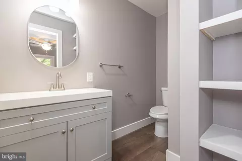 Bath - 8142 Burnt Mill Rd, Willards, MD 21874 photo 1 of 5