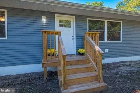 Exterior - 8142 Burnt Mill Rd, Willards, MD 21874 photo 2 of 7
