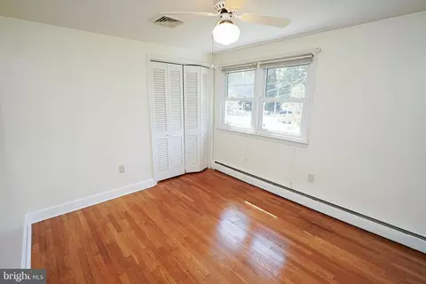 Bedroom - 707 Camellia Rd, Salisbury, MD 21804 photo 6 of 8