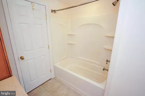Bath - 707 Camellia Rd, Salisbury, MD 21804 photo 5 of 5