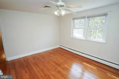 Bedroom - 707 Camellia Rd, Salisbury, MD 21804 photo 5 of 8