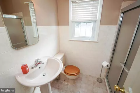 Bath - 707 Camellia Rd, Salisbury, MD 21804 photo 1 of 5