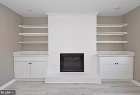 Living - 516 Overbrook Dr, Salisbury, MD 21801 photo 2 of 6