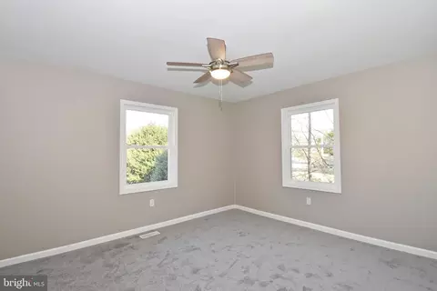 Bedroom - 516 Overbrook Dr, Salisbury, MD 21801 photo 4 of 15