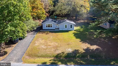 28425 Adkins Rd, Salisbury, MD 21801