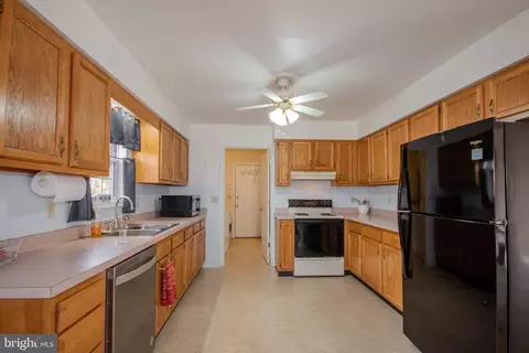 28194 Charter Ct, Salisbury, MD 21801 photo 12