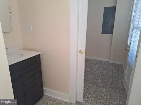 407 East St, Delmar, MD 21875 photo 15