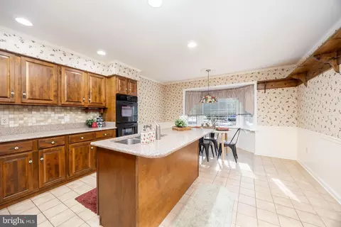 Kitchen - 4337 Sturbridge Dr, Salisbury, MD 21804 photo 2 of 5