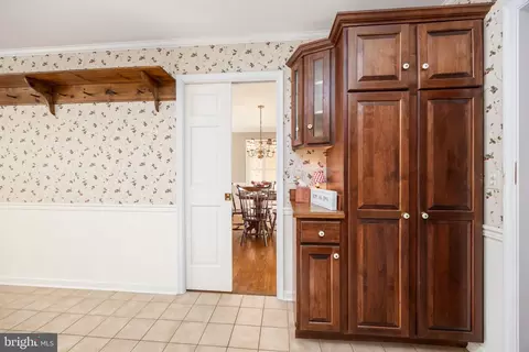 Entry Way - 4337 Sturbridge Dr, Salisbury, MD 21804 photo 1 of 5