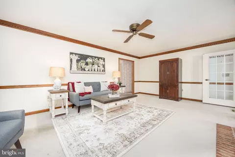 Living - 4337 Sturbridge Dr, Salisbury, MD 21804 photo 2 of 4