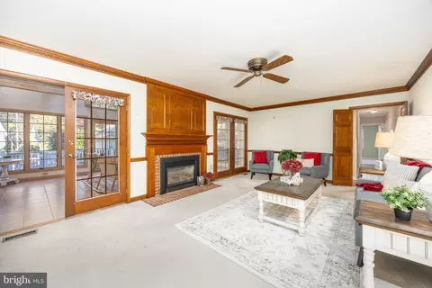 Living - 4337 Sturbridge Dr, Salisbury, MD 21804 photo 1 of 4