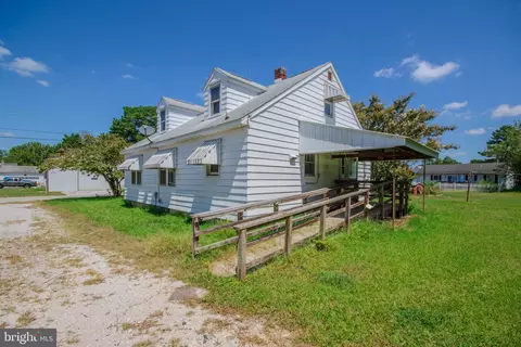 Exterior - 605 4th St, Sharptown, MD 21861 photo 3 of 6