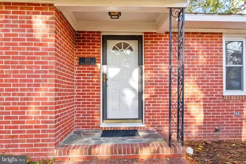 Exterior - 625 Pine Bluff Rd, Salisbury, MD 21801 photo 1 of 3
