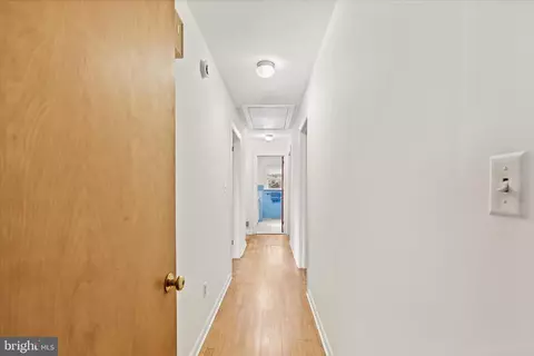 Entry Way - 625 Pine Bluff Rd, Salisbury, MD 21801 photo 3 of 3