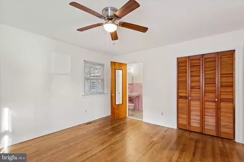 Bedroom - 625 Pine Bluff Rd, Salisbury, MD 21801 photo 1 of 5
