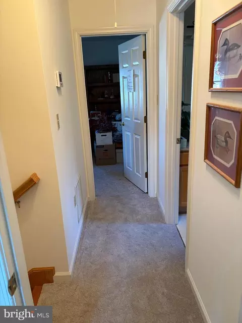 Entry Way - 211 Poplar St, Delmar, MD 21875 photo 2 of 2