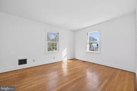 Bedroom - 221 North Blvd, Salisbury, MD 21801 photo 3 of 14