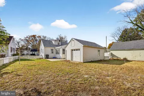 Exterior - 221 North Blvd, Salisbury, MD 21801 photo 3 of 5