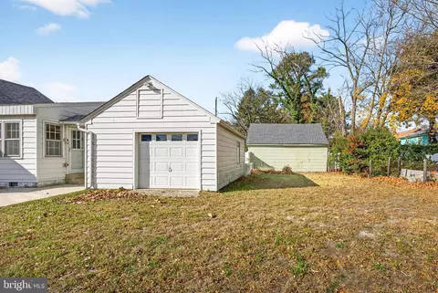Exterior - 221 North Blvd, Salisbury, MD 21801 photo 4 of 5