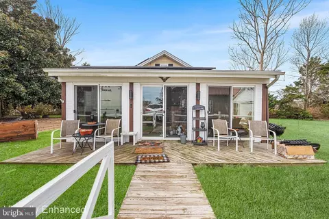 1402 Sandy Acres Dr, Salisbury, MD 21804