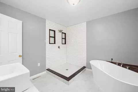 Bath - 26792 Porter Mill Rd, Hebron, MD 21830 photo 8 of 14