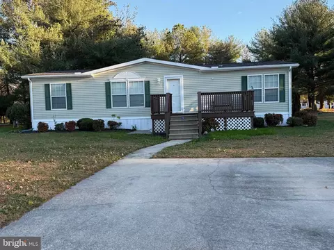 9347 Colonial Mill Dr, Delmar, MD 21875