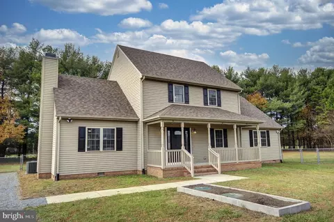 8760 Jarrett Dr, Hebron, MD 21830