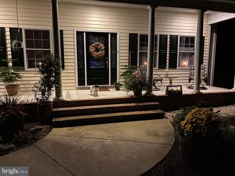 Exterior - 7395 Cherry Walk Rd, Hebron, MD 21830 photo 8 of 17