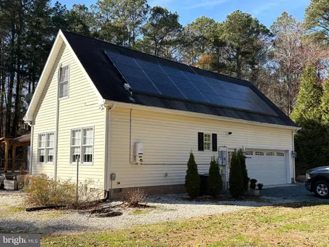 Exterior - 7395 Cherry Walk Rd, Hebron, MD 21830 photo 5 of 17