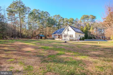 Exterior - 7395 Cherry Walk Rd, Hebron, MD 21830 photo 15 of 17