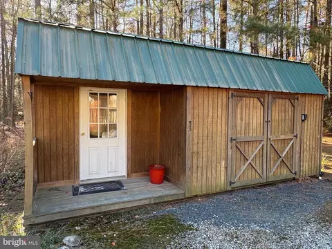 Exterior - 7395 Cherry Walk Rd, Hebron, MD 21830 photo 6 of 17