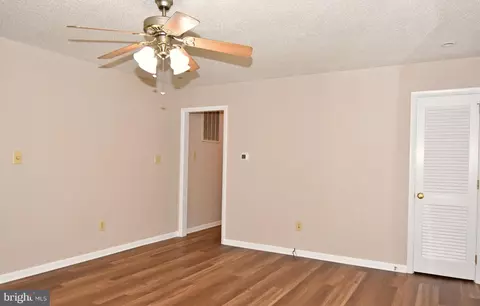 Living - 612 Regency Dr, Salisbury, MD 21804 photo 3 of 4