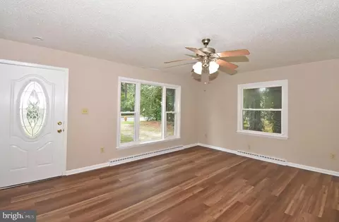 Living - 612 Regency Dr, Salisbury, MD 21804 photo 1 of 4