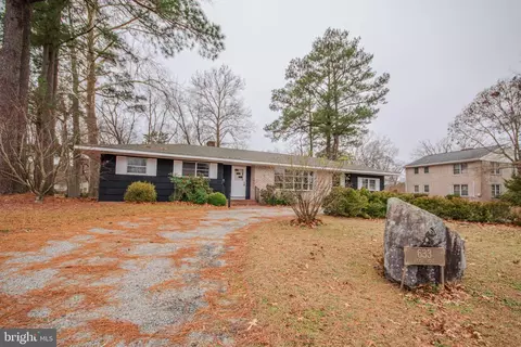 633 Ridge Rd, Salisbury, MD 21801 photo 4