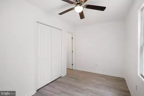 Bedroom - 902 Hanson St, Salisbury, MD 21801 photo 2 of 6