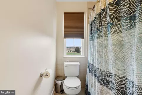 Bath - 28180 Pathfinder Ct, Salisbury, MD 21801 photo 1 of 2