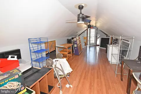 Entry Way - 1201 Shawnee Ave, Salisbury, MD 21801 photo 8 of 8