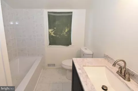 Bath - 1201 Shawnee Ave, Salisbury, MD 21801 photo 2 of 2