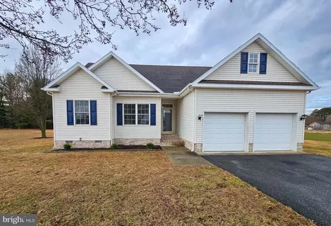9400 Calvary Cir, Salisbury, MD 21801