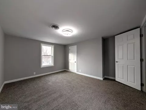 Bedroom - 703 Madison St, Salisbury, MD 21804 photo 2 of 3