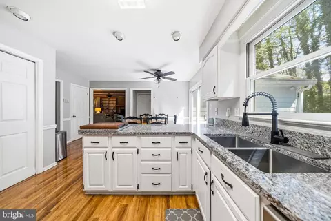 Kitchen - 3776 Devonshire Dr, Salisbury, MD 21804 photo 2 of 2