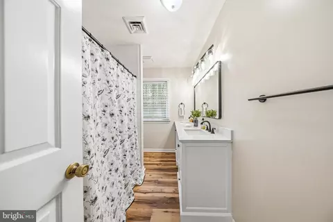 Bath - 3776 Devonshire Dr, Salisbury, MD 21804 photo 2 of 2