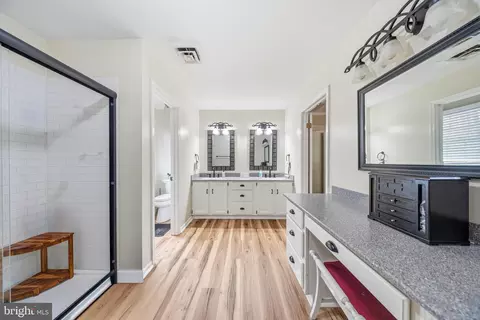 Bath - 3776 Devonshire Dr, Salisbury, MD 21804 photo 1 of 2