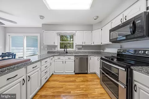 Kitchen - 3776 Devonshire Dr, Salisbury, MD 21804 photo 1 of 2