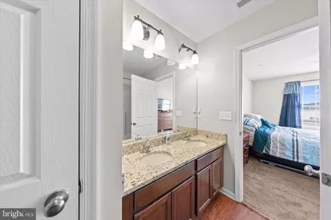 Entry Way - 9019 Stage Rd, Delmar, MD 21875 photo 5 of 6