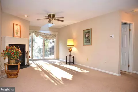 Living - 1026 Heron Ct, Salisbury, MD 21804 photo 1 of 1