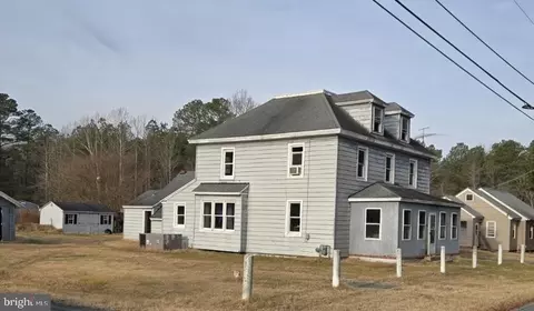 820 824 828 Shad Point Rd, Fruitland, MD 21826