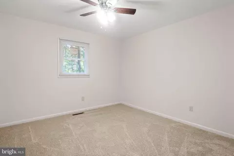 Bedroom - 414 Sarah Ln, Salisbury, MD 21801 photo 5 of 6