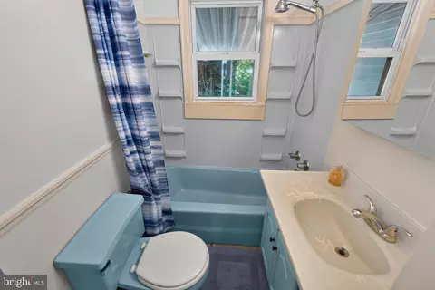 Bath - 316 S Haven Ave, Salisbury, MD 21804 photo 1 of 2